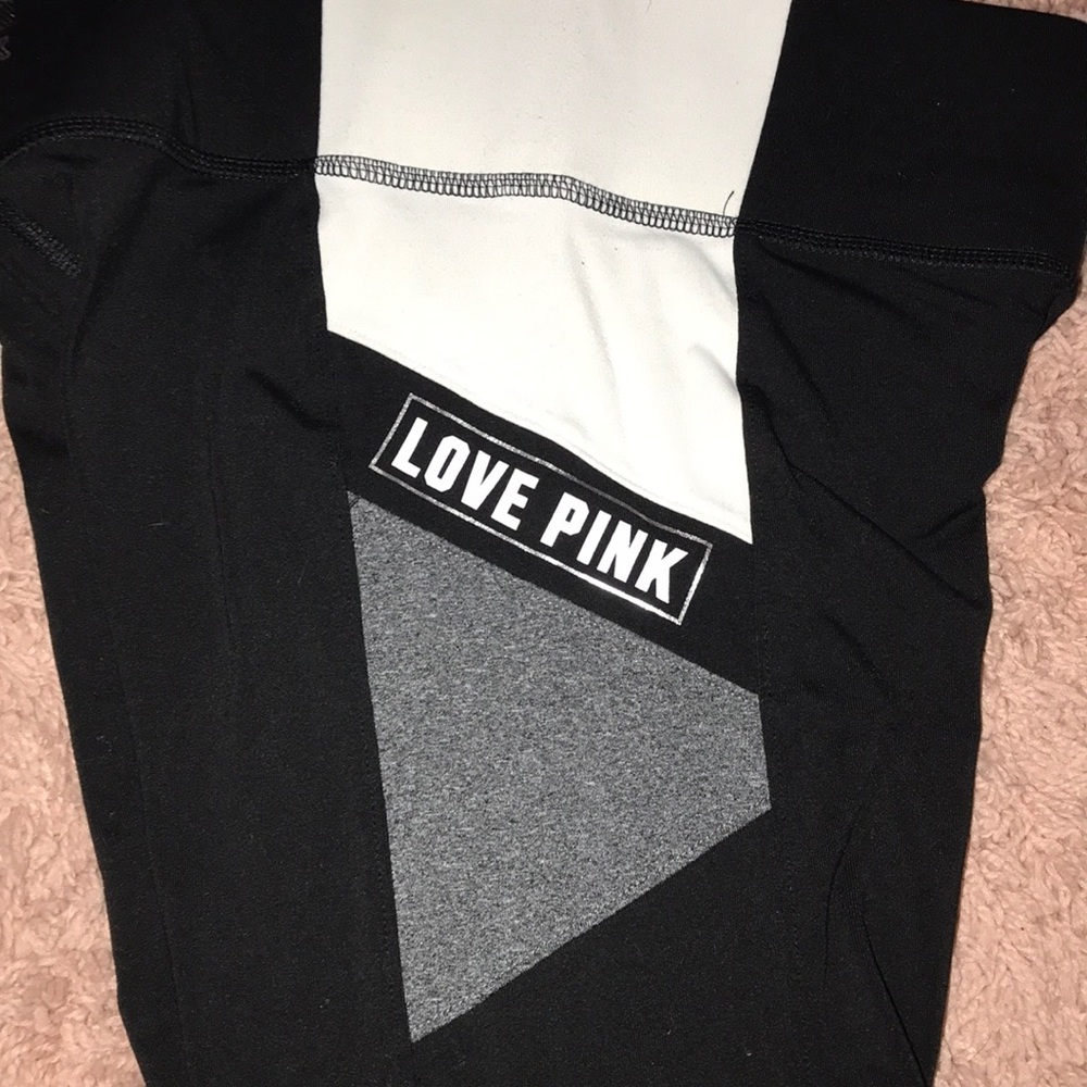 PINK Leggings